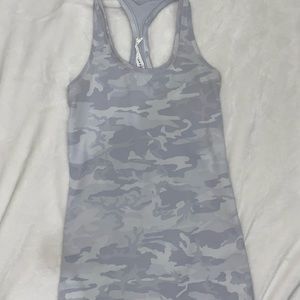 lululemon camo grey tank size 8